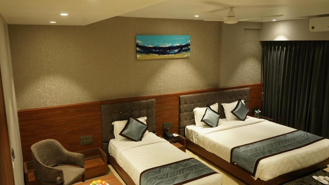 Alaukik Hotel Shirdi Εξωτερικό φωτογραφία