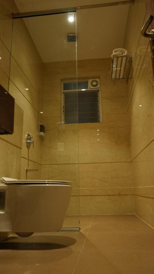 Alaukik Hotel Shirdi Εξωτερικό φωτογραφία